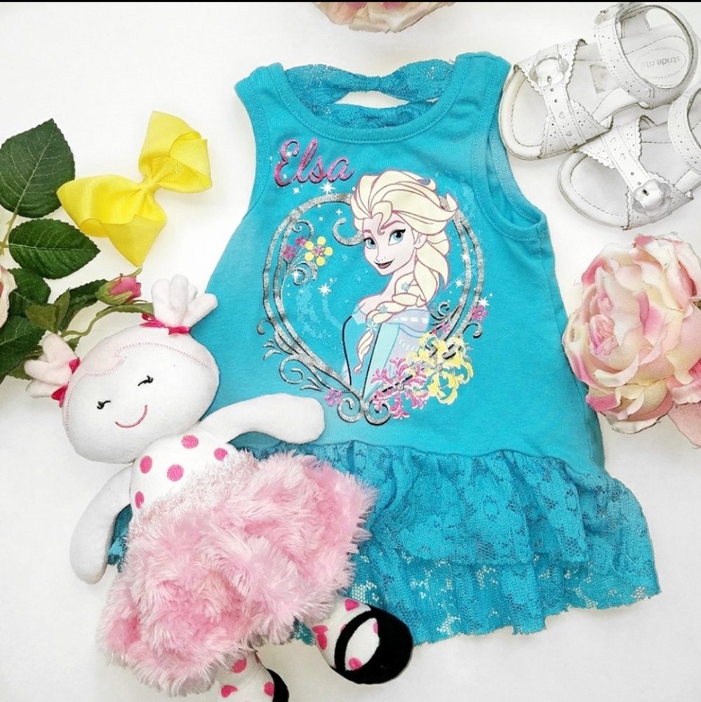 Disney Frozen top🌹